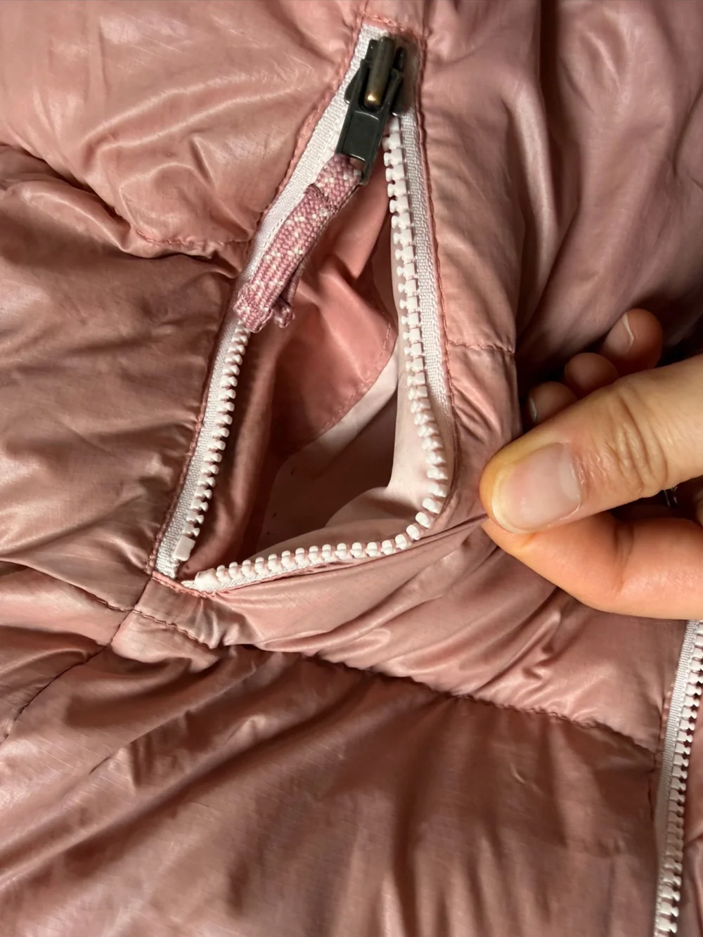 Patagonia Kids Hooded Puffer Jacket in Light Pink